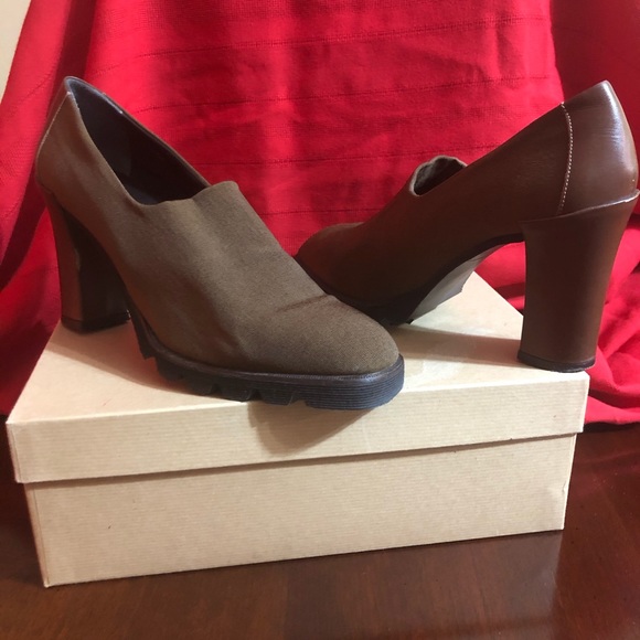 Donald J Pliner Heels - Picture 3 of 6